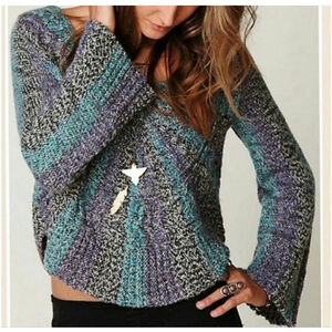 Free People Size Small Pinwheel V-Neck Round Hem Knit Sweater Boho Hipster Indie